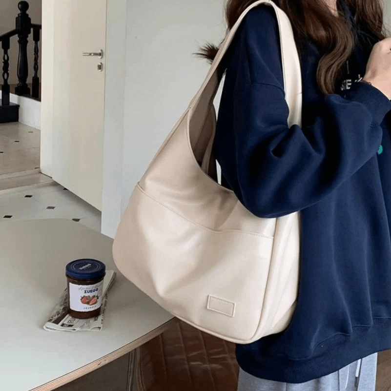 Amity Große Schultertasche