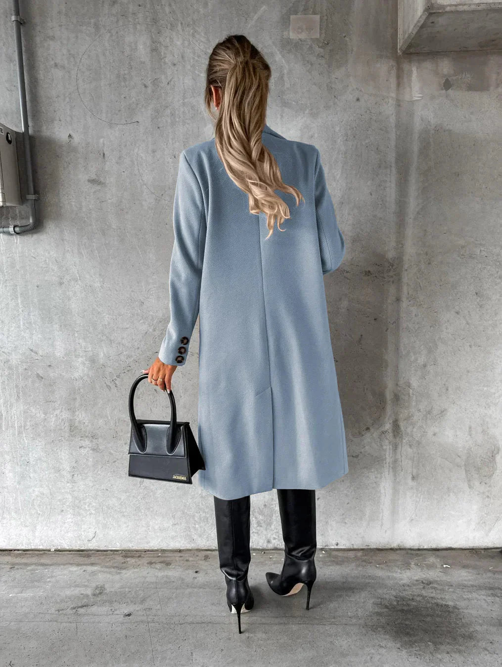 Victoria | Klassischer Wollmantel mit femininer Silhouette